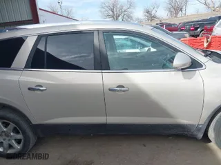 2008 Buick Enclave CXL with VIN 5GAEV23708J264659, listed as a IAAI auction lot 41828299 with 1 mi miles. Bid and sale history available at carsss.com. Image 13.