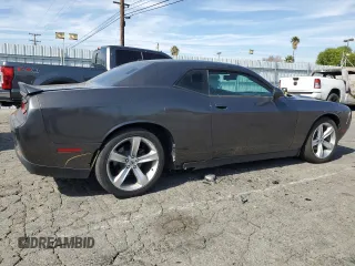 2019 Dodge Challenger SXT z VIN 2C3CDZAG2KH699815, wystawiony jako Copart lot #50547245 z przebiegiem 43 124 mil mil oraz Nie do naprawy • Non repairable. Historia ofert i sprzedaży dostępna na DreamBid. Obrazek 3.