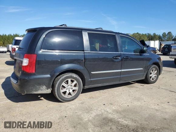 2013 Chrysler Town & Country Touring with VIN 2C4RC1BG5DR637900, listed as a Copart auction lot 88585365 with 271,424 mi miles and Clean Title. Bid and sale history available at carsss.com. Image 3.