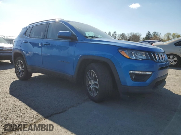2019 Jeep Compass Latitude with VIN 3C4NJCBB2KT844341, listed as a Copart auction lot 53052675 with 59,709 mi miles and Salvage Title. Bid and sale history available at carsss.com. Image 4.