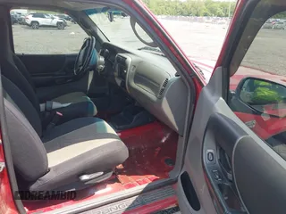 2004 Ford Ranger XL Fleet с VIN 1FTZR45E24TA12731, выставлен на аукционе IAAI как лот 42469950 с пробегом 274 392 миль миль и . История ставок и продаж доступна на DreamBid. Изображение 5.