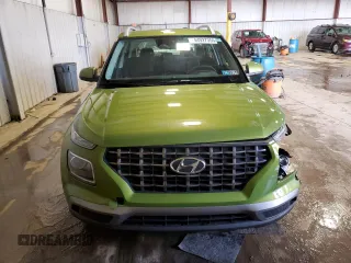 2024 Hyundai Venue SEL with VIN KMHRC8A33RU297000, listed as a Copart auction lot 44927355 with 13,574 mi miles and Salvage Title. Bid and sale history available at DreamBid. Image 5.