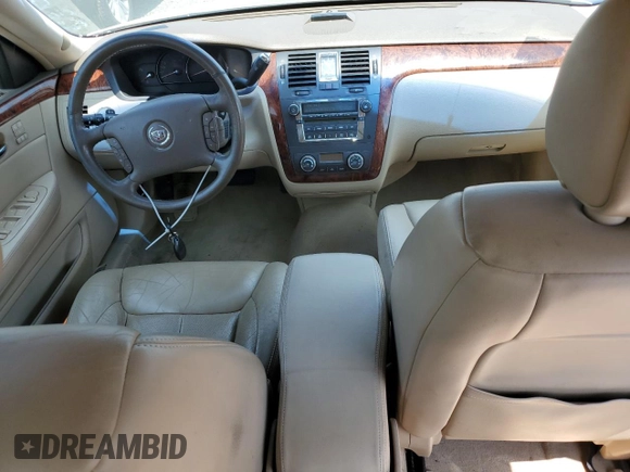 2006 Cadillac DTS 1SC z VIN 1G6KD57Y26U175599, wystawiony jako Copart lot #59149155 z przebiegiem 172 952 mil mil oraz Czysty tytuł • Clean title. Historia ofert i sprzedaży dostępna na DreamBid. Obrazek 8.