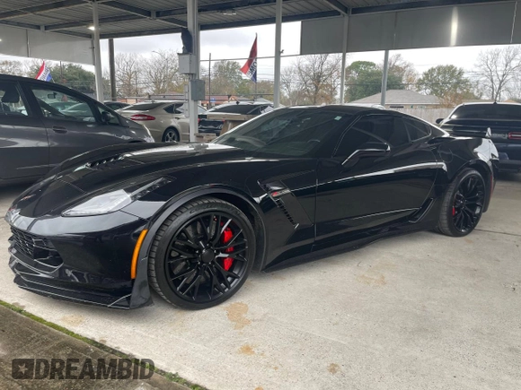 2016 Chevrolet Corvette Z06 3LZ with VIN 1G1YU2D64G5609681, listed as a Copart auction lot 45063935 with 29,131 mi miles and Clean Title. Bid and sale history available at carsss.com. Image 2.
