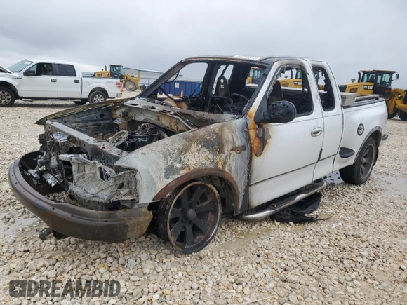 2001 Ford F-150 XL with VIN 1FTRX07W11KE88569, listed as a Copart auction lot 44734355 with 0 mi miles and Salvage Title. Bid and sale history available at carsss.com. Image 1.