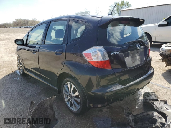 2013 Honda Fit Sport z VIN JHMGE8H68DC053863, wystawiony jako Copart lot #52140945 z przebiegiem Nie podano mil oraz Szkoda całkowita • Salvage title. Historia ofert i sprzedaży dostępna na DreamBid. Obrazek 2.