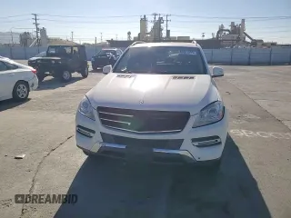 2012 Mercedes-Benz M 350 z VIN 4JGDA5HBXCA036533, wystawiony jako Copart lot #46351995 z przebiegiem 158 298 mil mil oraz Szkoda całkowita • Salvage title. Historia ofert i sprzedaży dostępna na DreamBid. Obrazek 11.