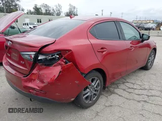 2019 Toyota Yaris L z VIN 3MYDLBYV6KY511548, wystawiony jako IAAI lot #41725445 z przebiegiem 62 628 mil mil oraz . Historia ofert i sprzedaży dostępna na DreamBid. Obrazek 4.
