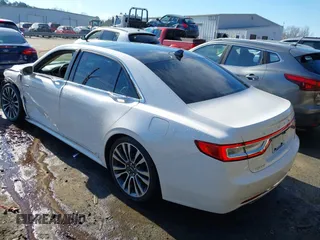 2018 Lincoln Continental Select with VIN 1LN6L9SK1J5601485, listed as a IAAI auction lot 41185264 with 53,351 mi miles. Bid and sale history available at carsss.com. Image 3.