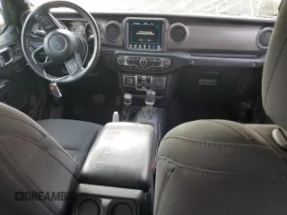 2022 Jeep Gladiator Willys with VIN 1C6JJTAMXNL135925, listed as a Copart auction lot 71642054 with 17,964 mi miles and Salvage title. Bid and sale history available at DreamBid. Image 8.