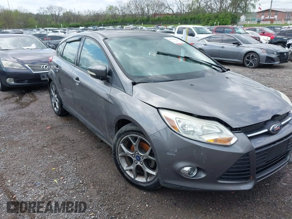 2014 Ford Focus SE with VIN 1FADP3K28EL337377, listed as a IAAI auction lot 41962856 with 137,906 mi miles. Bid and sale history available at carsss.com. Image 12.