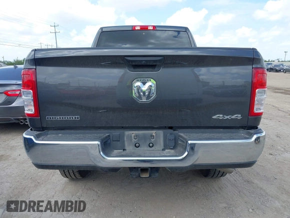 2024 Ram 2500 Big Horn with VIN 3C6UR5DL9RG343480, listed as a IAAI auction lot 42425281 with 21,374 mi miles and . Bid and sale history available at DreamBid. Image 16.