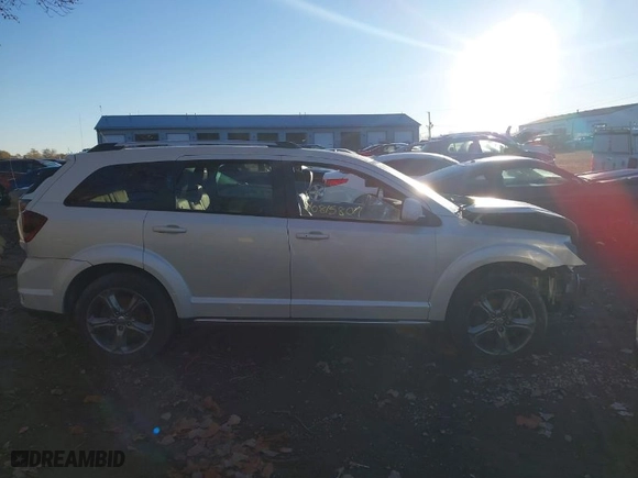 2017 Dodge Journey Crossroad Plus with VIN 3C4PDCGG3HT684600, listed as a IAAI auction lot 40815807 with NaN miles. Bid and sale history available at carsss.com. Image 13.