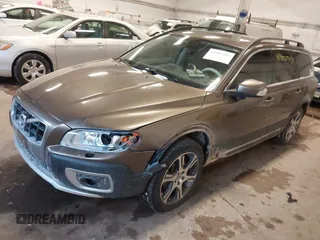 2013 Volvo XC70 T6 with VIN YV4902BZ3D1160451, listed as a IAAI auction lot 41607113 with 212,568 mi miles and . Bid and sale history available at DreamBid. Image 17.