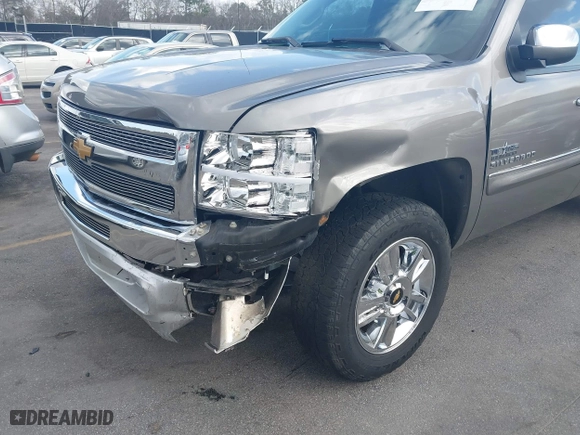 2012 Chevrolet Silverado 1500 LT with VIN 3GCPCSE08CG279515, listed as a IAAI auction lot 41714824 with 150,471 mi miles. Bid and sale history available at carsss.com. Image 6.