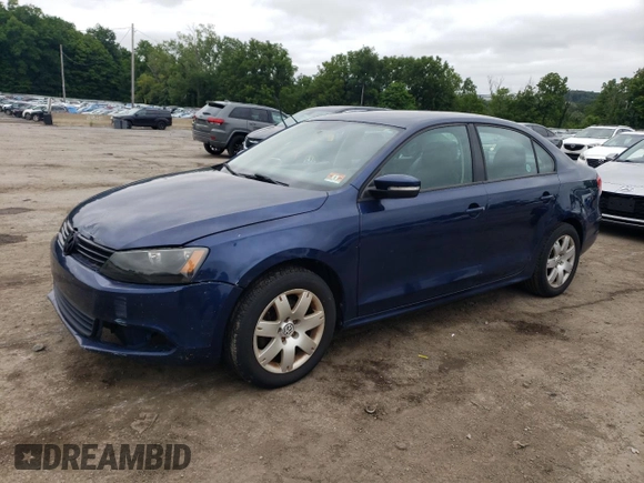 2011 Volkswagen Jetta SE z VIN 3VWDZ7AJ9BM012040, wystawiony jako Copart lot #66552264 z przebiegiem 171 529 mil mil oraz Czysty tytuł • Clean title. Historia ofert i sprzedaży dostępna na DreamBid. Obrazek 1.