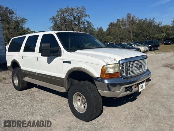 2001 Ford Excursion Limited z VIN 1FMSU43F41EA61436, wystawiony jako Copart lot #43797905 z przebiegiem 381 029 mil mil oraz Szkoda całkowita • Salvage title. Historia ofert i sprzedaży dostępna na DreamBid. Obrazek 1.