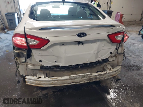 2016 Ford Fusion SE with VIN 3FA6P0HD0GR216525, listed as a IAAI auction lot 41977795 with 154,664 mi miles. Bid and sale history available at carsss.com. Image 6.