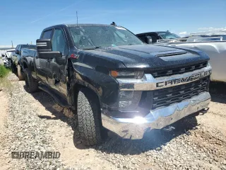 2020 Chevrolet Silverado 3500HD LT with VIN 1GC4YTEY5LF202439, listed as a Copart auction lot 54038494 with 89,695 mi miles and Salvage Title. Bid and sale history available at carsss.com. Image 4.