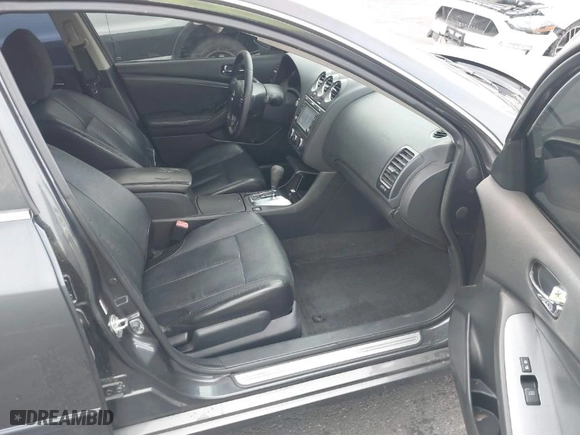 2012 Nissan Altima 3.5 SR with VIN 1N4BL2AP9CN485968, listed as a IAAI auction lot 41634905 with NaN miles. Bid and sale history available at carsss.com. Image 5.