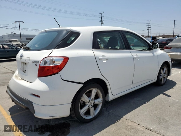 2009 Toyota Matrix S z VIN 2T1KE40E29C020329, wystawiony jako Copart lot #60878495 z przebiegiem 104 176 mil mil oraz Szkoda całkowita • Salvage title. Historia ofert i sprzedaży dostępna na DreamBid. Obrazek 3.