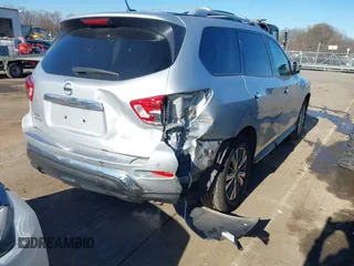2018 Nissan Pathfinder SL with VIN 5N1DR2MN1JC625124, listed as a IAAI auction lot 41345930 with 112,943 mi miles. Bid and sale history available at carsss.com. Image 4.