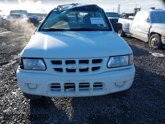 2001 Isuzu Rodeo S with VIN 4S2DM58W014335513, listed as a IAAI auction lot 41529329 with 173,891 mi miles and . Bid and sale history available at DreamBid. Image 13.