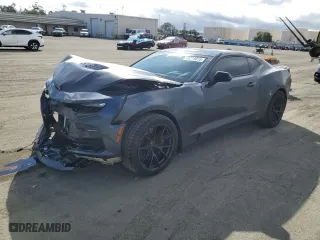 2021 Chevrolet Camaro 2SS with VIN 1G1FG1R79M0103296, listed as a Copart auction lot 46219015 with 32,703 mi miles and Salvage Title. Bid and sale history available at carsss.com. Image 1.