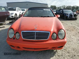 2003 Mercedes-Benz CLK 320 z VIN WDBLK65G03T130572, wystawiony jako Copart lot #68044774 z przebiegiem 146 858 mil mil oraz Szkoda całkowita • Salvage title. Historia ofert i sprzedaży dostępna na DreamBid. Obrazek 5.