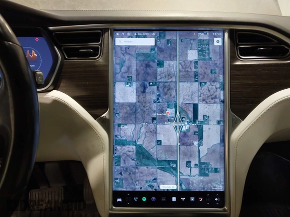 2016 Tesla Model X 70D with VIN 5YJXCBE27GF004974, listed as a IAAI auction lot 41630556 with 167,709 mi miles. Bid and sale history available at carsss.com. Image 19.