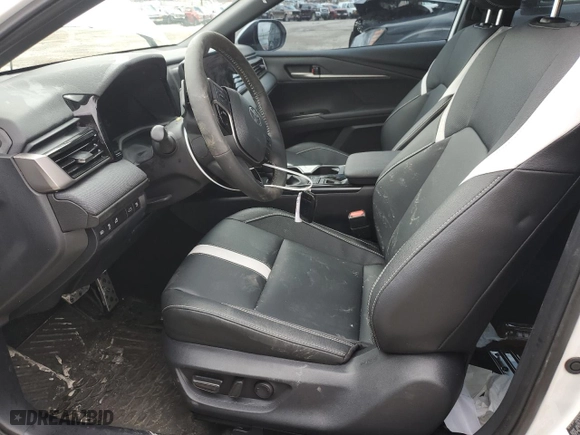 2025 Toyota Camry LE with VIN 4T1DAACK4SU063482, listed as a Copart auction lot 48110135 with 9,175 mi miles and Salvage Title. Bid and sale history available at carsss.com. Image 7.
