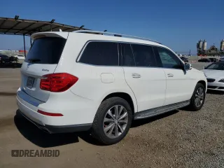 2014 Mercedes-Benz GL 450 with VIN 4JGDF7CEXEA412925, listed as a Copart auction lot 62164305 with 123,982 mi miles and Clean title. Bid and sale history available at DreamBid. Image 3.