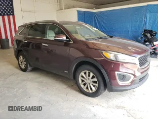 2017 Kia Sorento LX z VIN 5XYPGDA32HG220045, wystawiony jako Copart lot #56754725 z przebiegiem Nie podano mil oraz Czysty tytuł • Clean title. Historia ofert i sprzedaży dostępna na DreamBid. Obrazek 4.