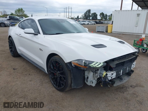 2021 Ford Mustang GT z VIN 1FA6P8CF7M5110160, wystawiony jako IAAI lot #41885188 z przebiegiem 75 799 mil mil oraz . Historia ofert i sprzedaży dostępna na DreamBid. Obrazek 1.
