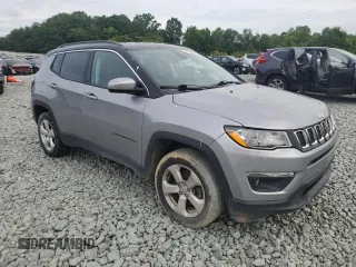 2018 Jeep Compass Latitude with VIN 3C4NJDBBXJT253193, listed as a Copart auction lot 61025465 with 80,850 mi miles and Salvage title. Bid and sale history available at DreamBid. Image 4.