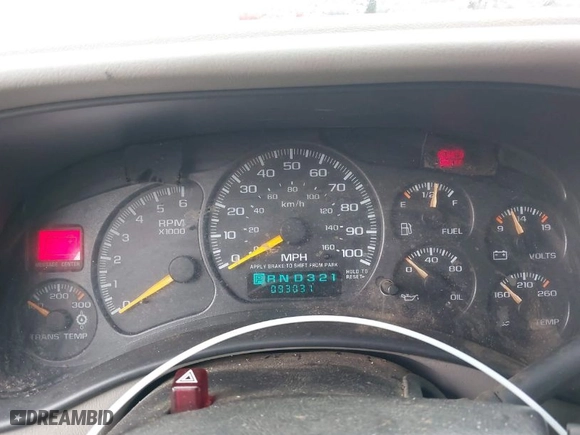 2000 Chevrolet Silverado 2500 LT with VIN 1GCGK29U5YE396273, listed as a IAAI auction lot 41957044 with 93,031 mi miles. Bid and sale history available at carsss.com. Image 7.