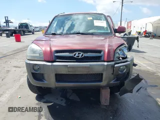 2005 Hyundai Tucson GLS with VIN KM8JN12D15U060361, listed as a IAAI auction lot 41915093 with Not Provided miles. Bid and sale history available at carsss.com. Image 12.