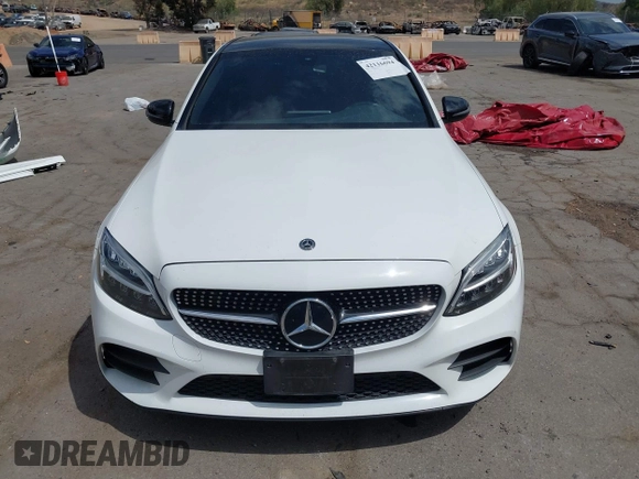 2019 Mercedes-Benz C 300 with VIN 55SWF8DB9KU298358, listed as a IAAI auction lot 42116694 with 73,705 mi miles and . Bid and sale history available at DreamBid. Image 13.