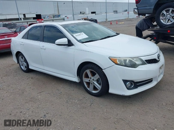 2012 Toyota Camry L with VIN 4T1BF1FK2CU503544, listed as a IAAI auction lot 41968747 with 177,961 mi miles. Bid and sale history available at carsss.com. Image 1.
