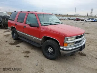 1998 Chevrolet Tahoe with VIN 1GNEK13R0WJ350576, listed as a Copart auction lot 41668075 with 197,160 mi miles and Clean Title. Bid and sale history available at carsss.com. Image 4.
