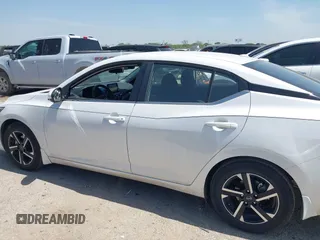 2024 Nissan Sentra SV z VIN 3N1AB8CV0RY302155, wystawiony jako IAAI lot #41970018 z przebiegiem 12 013 mil mil oraz . Historia ofert i sprzedaży dostępna na DreamBid. Obrazek 14.