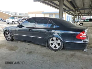 2005 Mercedes-Benz E 5.0L with VIN WDBUF70J45A761468, listed as a Copart auction lot 49500225 with 91,692 mi miles and Salvage Title. Bid and sale history available at carsss.com. Image 2.