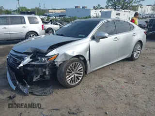 2016 Lexus ES 330 z VIN 58ABK1GG9GU016619, wystawiony jako IAAI lot #42167666 z przebiegiem 135 010 mil mil oraz . Historia ofert i sprzedaży dostępna na DreamBid. Obrazek 16.