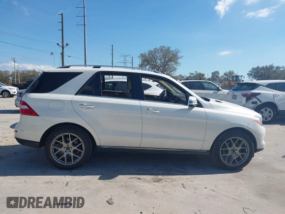 2014 Mercedes-Benz M 350 with VIN 4JGDA5HBXEA373643, listed as a IAAI auction lot 41554130 with 121,995 mi miles and . Bid and sale history available at DreamBid. Image 13.