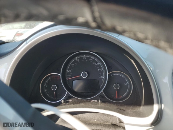 2018 Volkswagen Beetle SE with VIN 3VWJD7AT9JM728177, listed as a Copart auction lot 42438515 with 0 mi miles and Salvage Title. Bid and sale history available at carsss.com. Image 9.