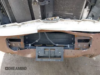 2018 Nissan NV Cargo S z VIN 1N6BF0LY7JN800787, wystawiony jako IAAI lot #42062137 z przebiegiem 221 082 mil mil oraz . Historia ofert i sprzedaży dostępna na DreamBid. Obrazek 6.