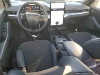 2022 Ford Mustang Mach-E GT с VIN 3FMTK4SE8NMA28748, выставлен на аукционе Copart как лот 48970145 с пробегом 44 771 миль миль и Списание • Salvage title. История ставок и продаж доступна на DreamBid. Изображение 8.