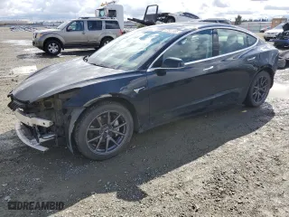 2019 Tesla Model 3 Long Range with VIN 5YJ3E1EB3KF208747, listed as a Copart auction lot 47947305 with 126,516 mi miles and Salvage Title. Bid and sale history available at carsss.com. Image 1.
