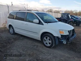 2010 Dodge Grand Caravan SXT z VIN 2D4RN5D18AR484566, wystawiony jako IAAI lot #41196466 z przebiegiem 125 489 mil mil oraz . Historia ofert i sprzedaży dostępna na DreamBid. Obrazek 1.