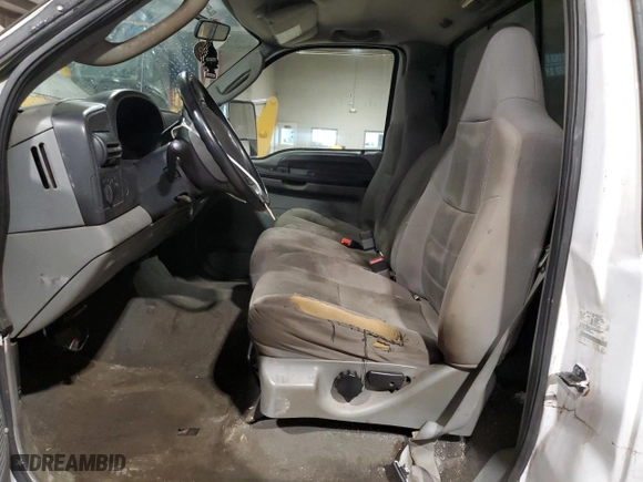 2006 Ford Super Duty F-250 XL with VIN 1FTNF21506EA52363, listed as a Copart auction lot 52024205 with 112,177 mi miles and Salvage Title. Bid and sale history available at carsss.com. Image 7.